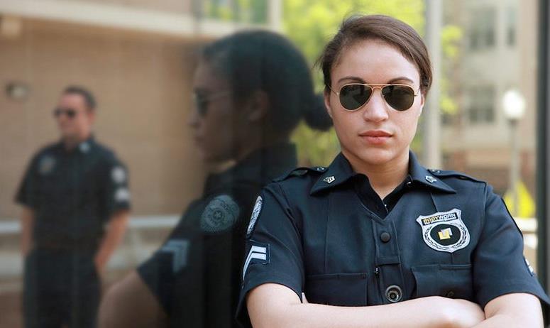 在香港，雇傭女保鏢一天是多少錢？