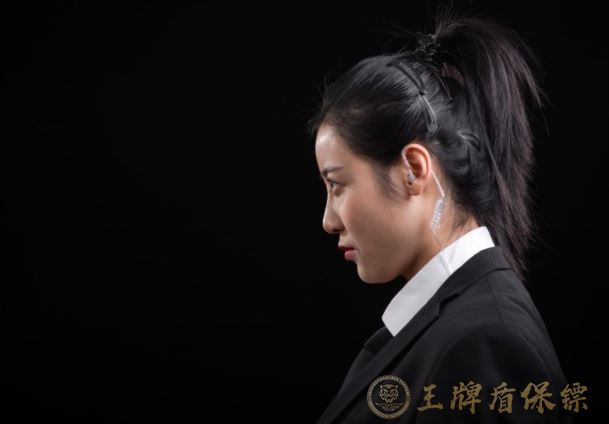 王潔-10年行業經驗女保鏢-一級運動員-擅長散打